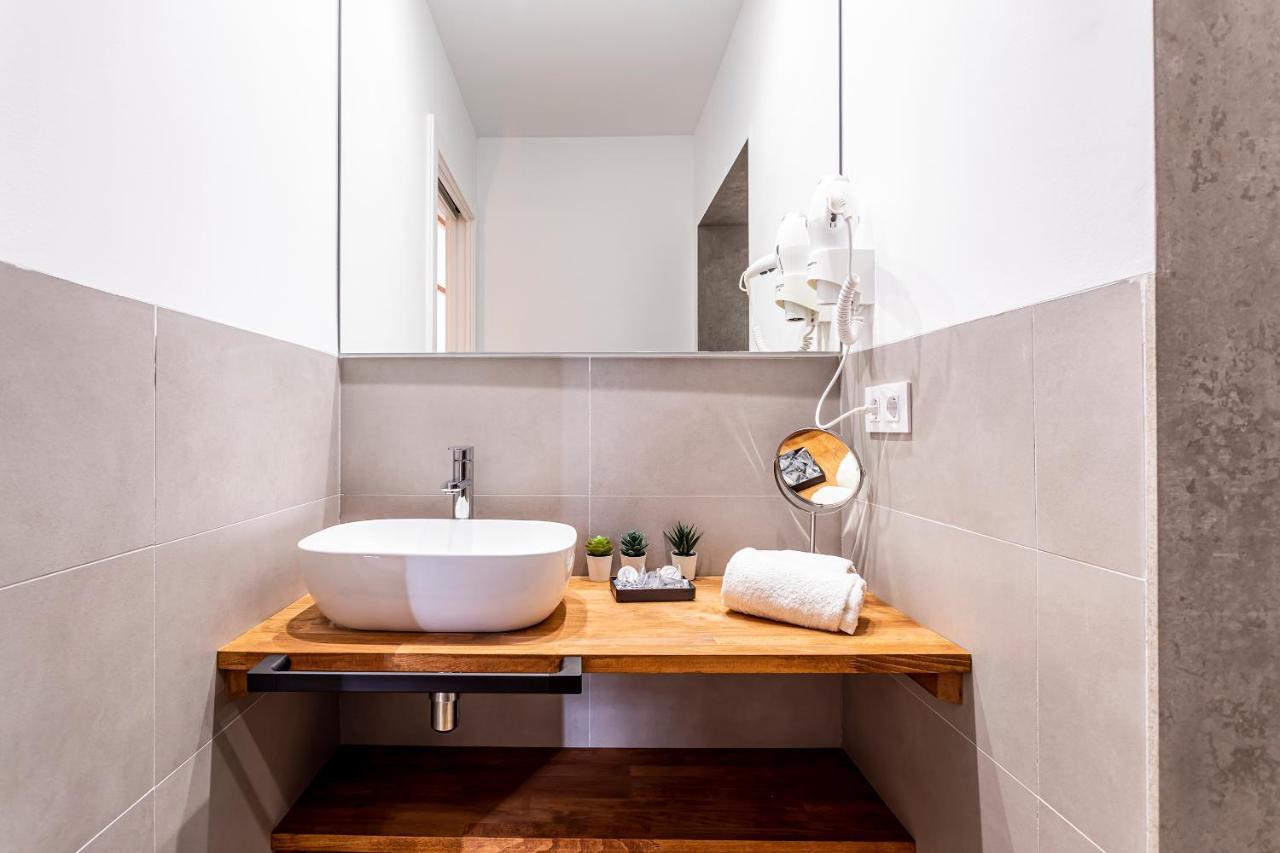 Puerto Beach Suites Valencia Kültér fotó